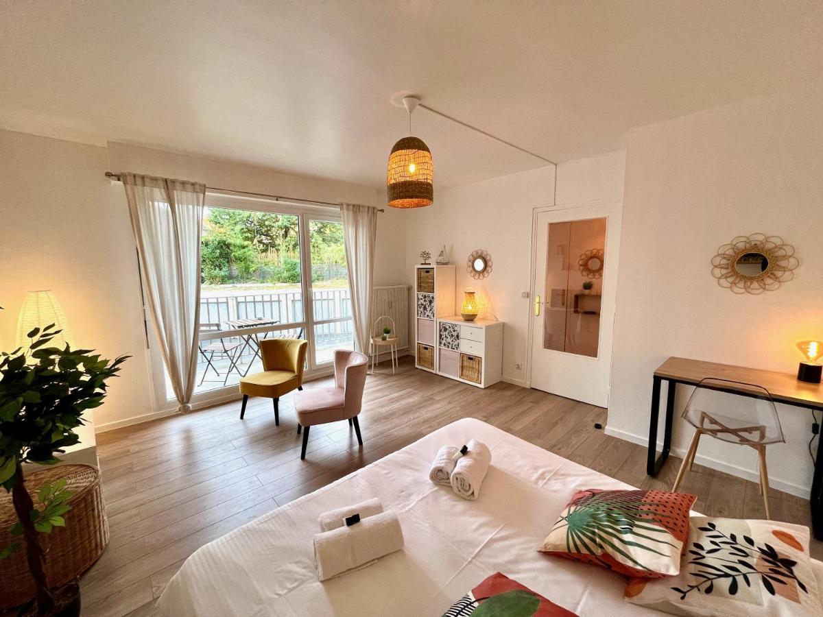 Nihal, Studio Proche Zenith Avec Parking Et Balcon Caen Kültér fotó